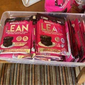Ladyboss brownie batter single serve protein packets